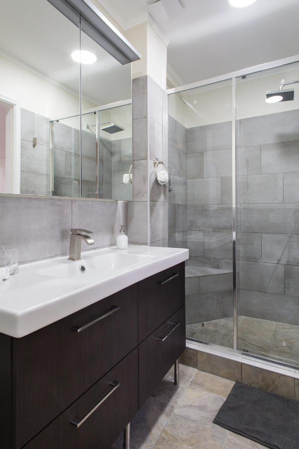 Athena'S Hideaway- Fully Renovated- Absolute Best Location Esterno foto